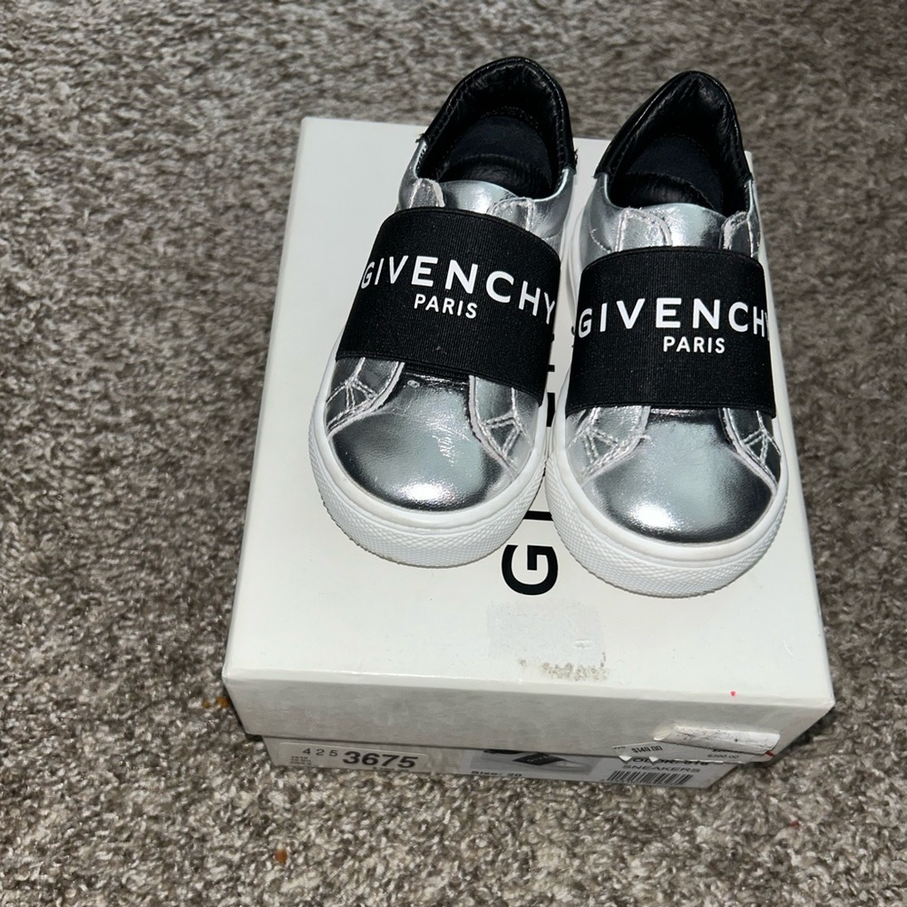 Givenchy silver toddlers